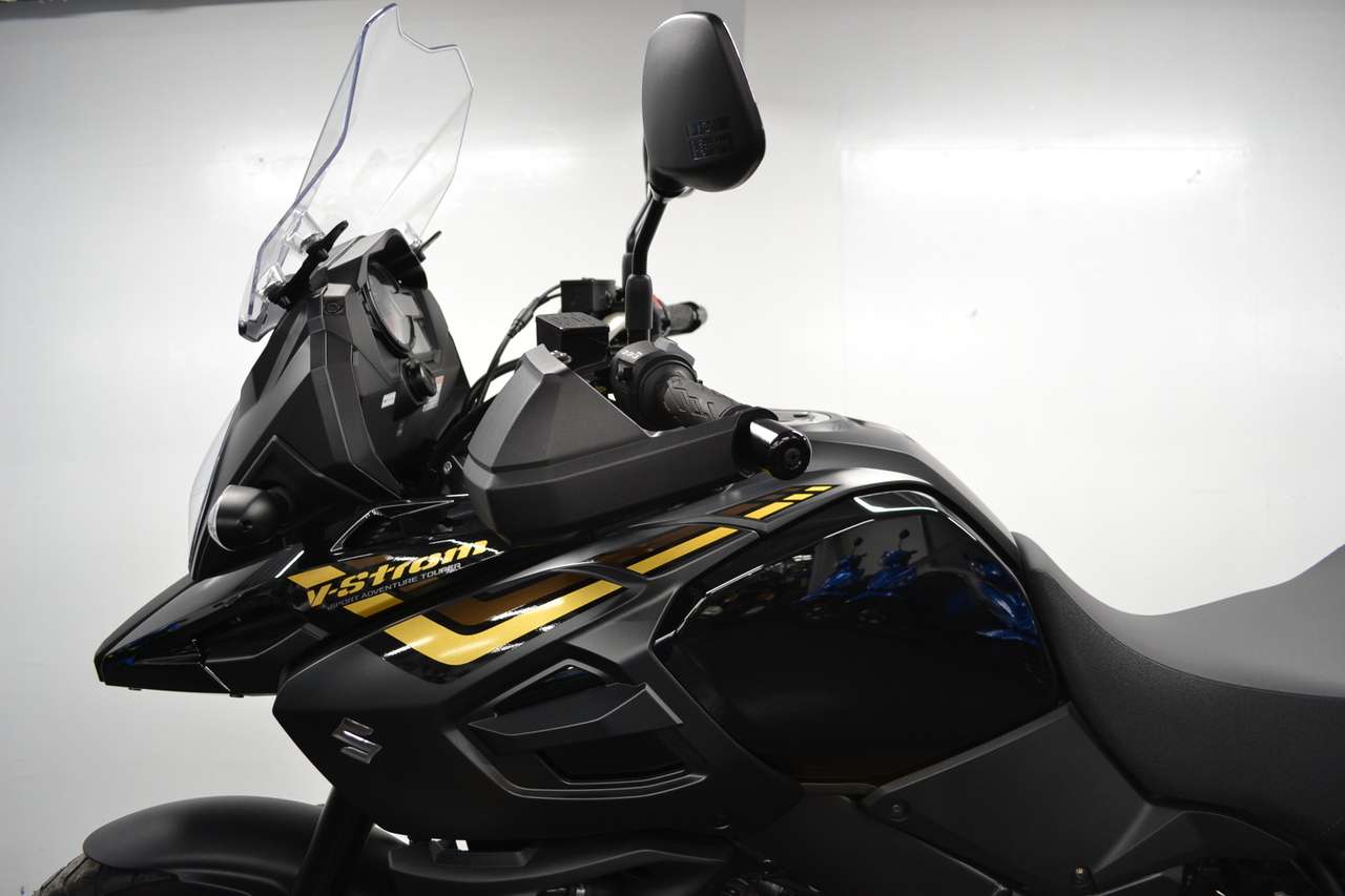 Vストローム1000xt ブラック スズキワールド認定中古車 スズキ B 中古バイク情報はbbb