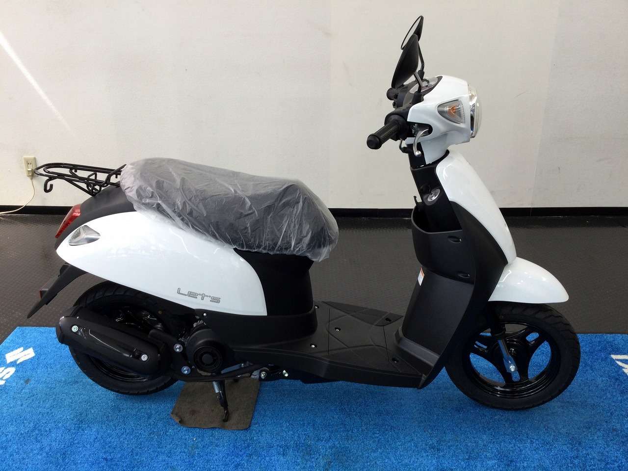 レッツ ホワイト Sw認定中古車 スズキ B 中古バイク情報はbbb