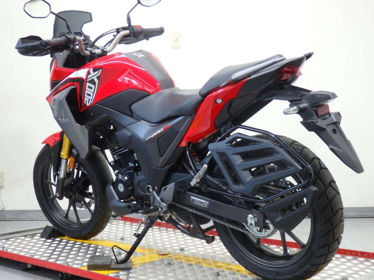 ｃｂ２００ｘ 国内未発売モデル ３９５５８ ホンダ B1018 中古バイク情報はbbb