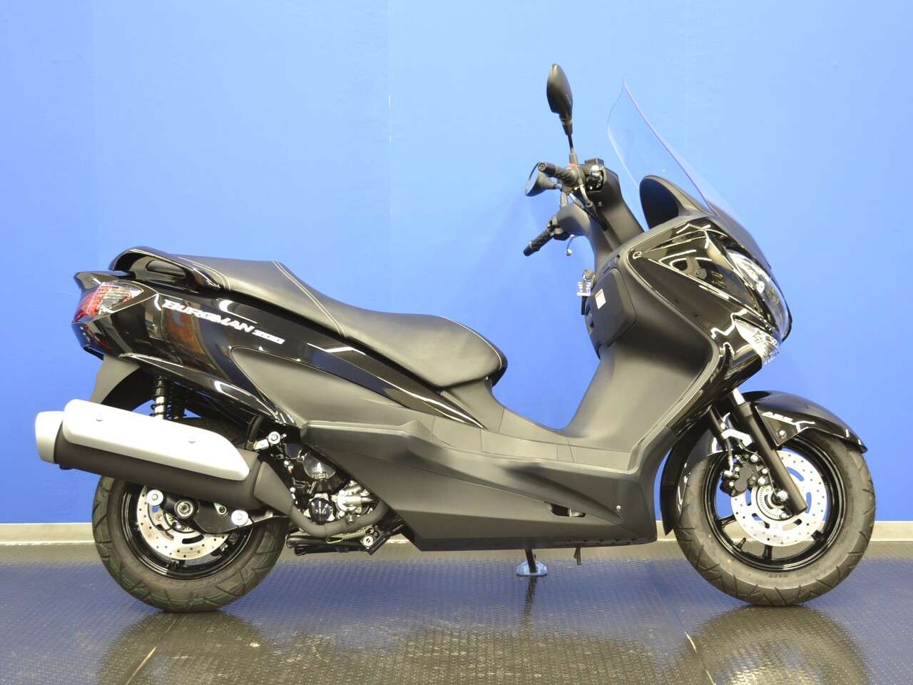 バーグマン0abs スズキワールド認定中古車 スズキ B 中古バイク情報はbbb