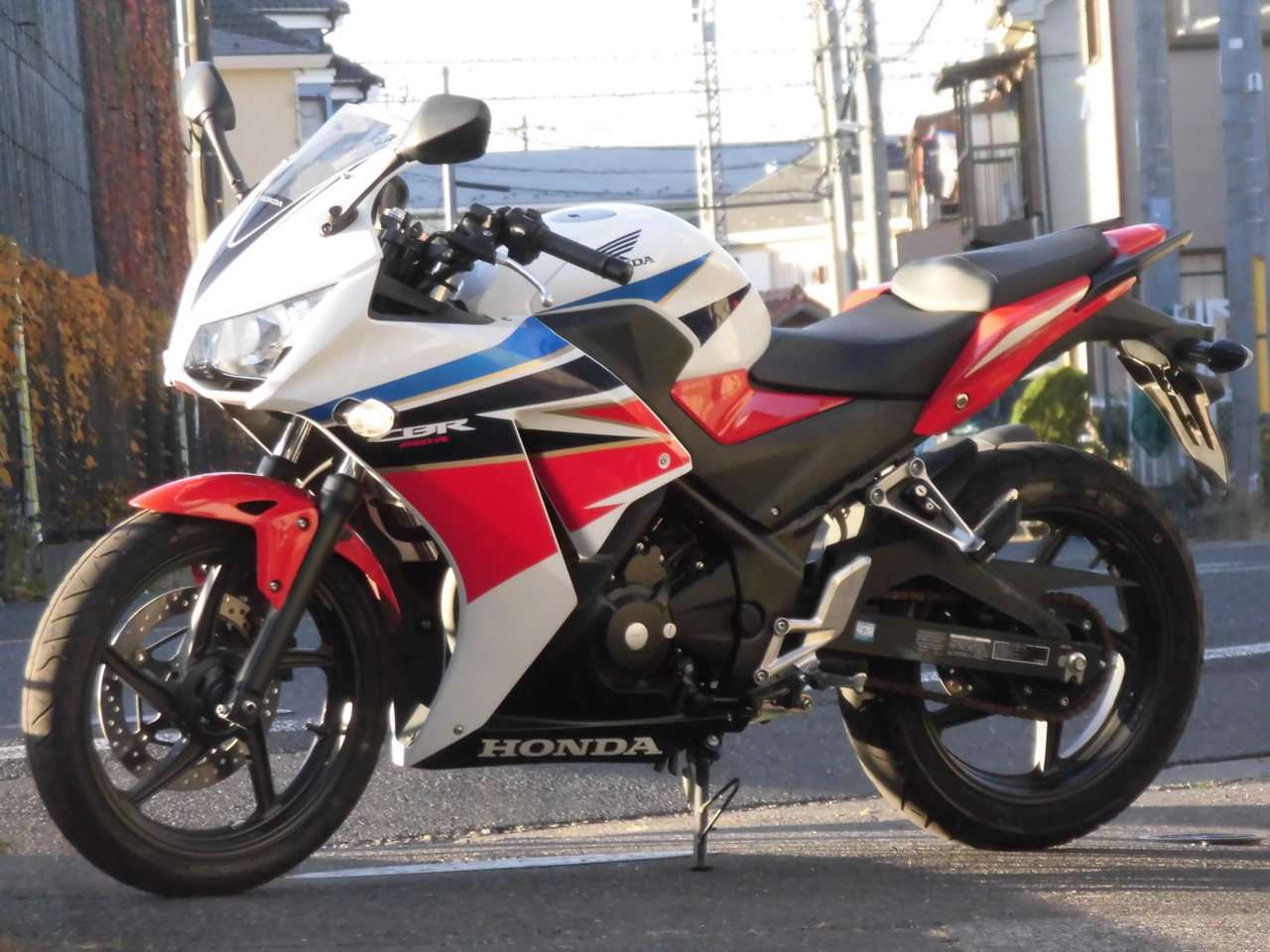 CBR250R ホンダ (B052850)|中古バイク情報はBBB