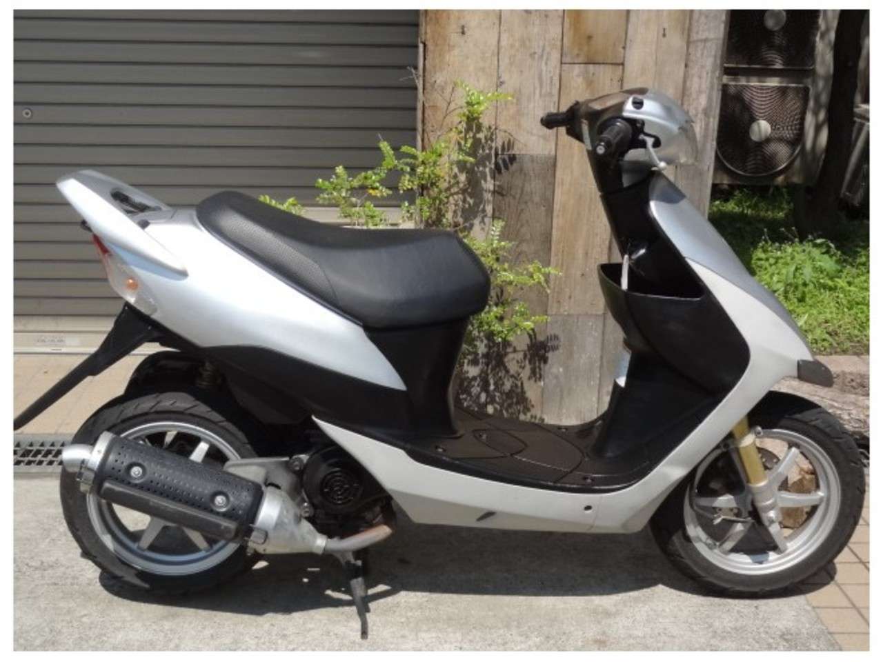 ZZ 最終型モデル スズキ (B016966)|中古バイク情報はBBB