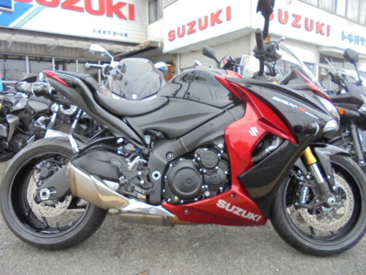 Gsx S1000f タイヤ新品 スズキ B 中古バイク情報はbbb