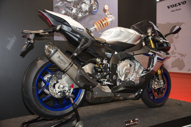 YZF-R1M(OHLINS)_04