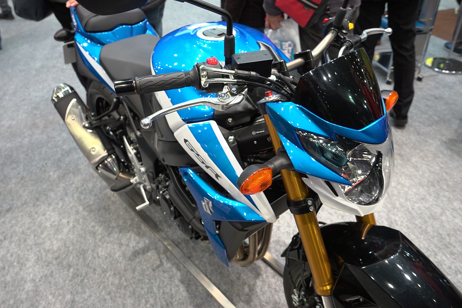 GSR750 ABS_01