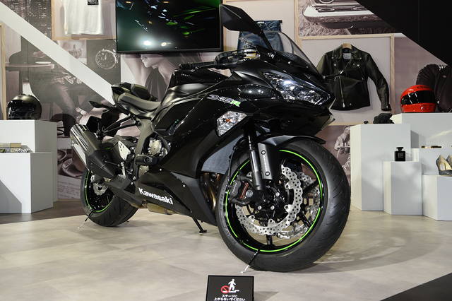 Ninja ZX-6R-02