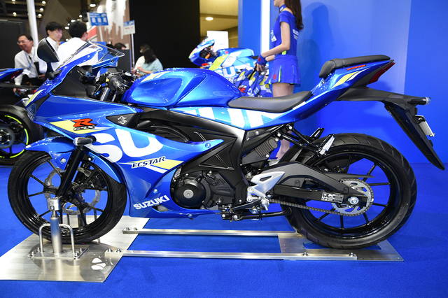 GSX-R125 ABS-01